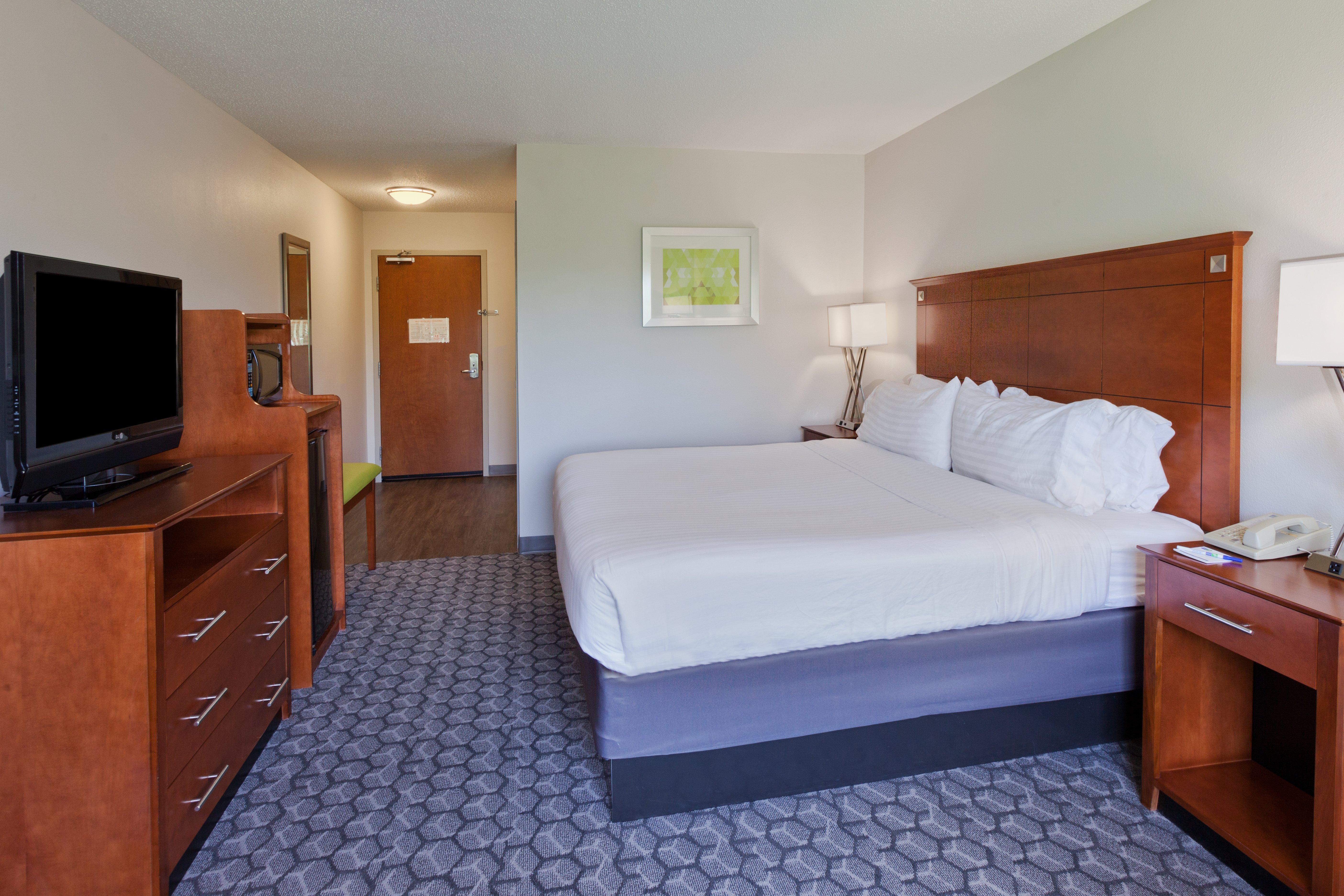 Holiday Inn Express Phenix City-Fort Benning By Ihg Екстериор снимка